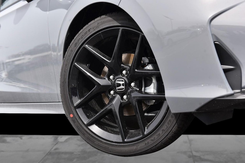 Honda Civic Sedan Vehicle Image 03