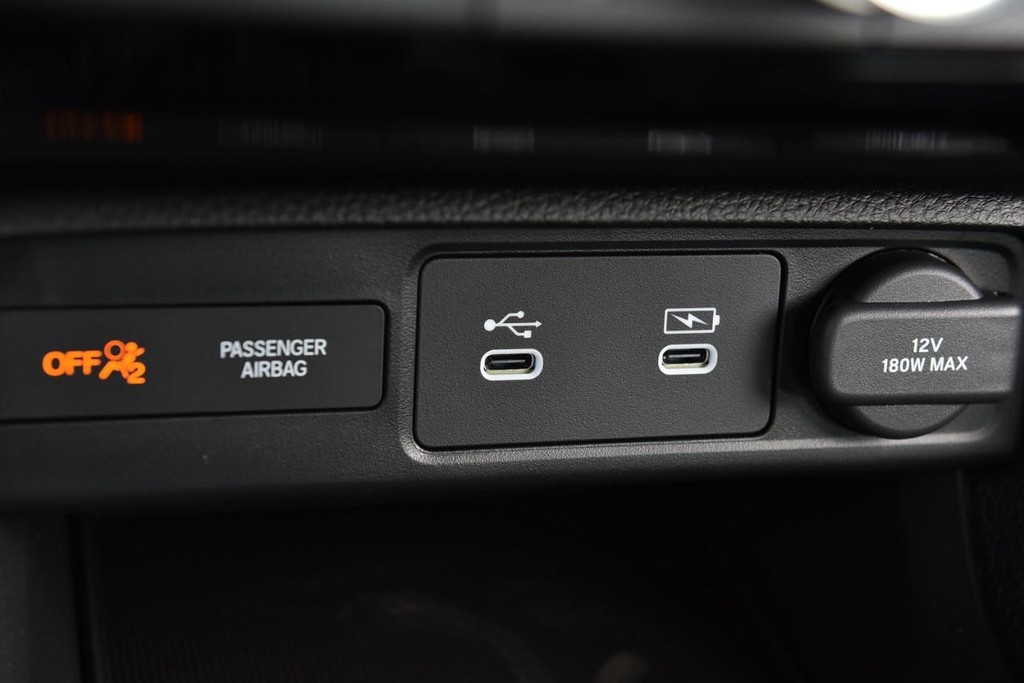 Honda Civic Sedan Vehicle Image 17