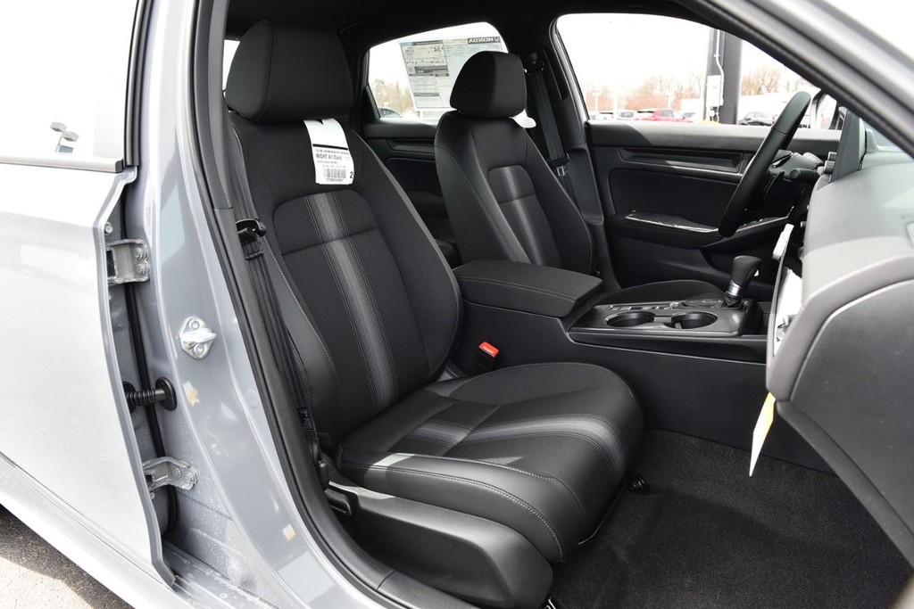 Honda Civic Sedan Vehicle Image 22