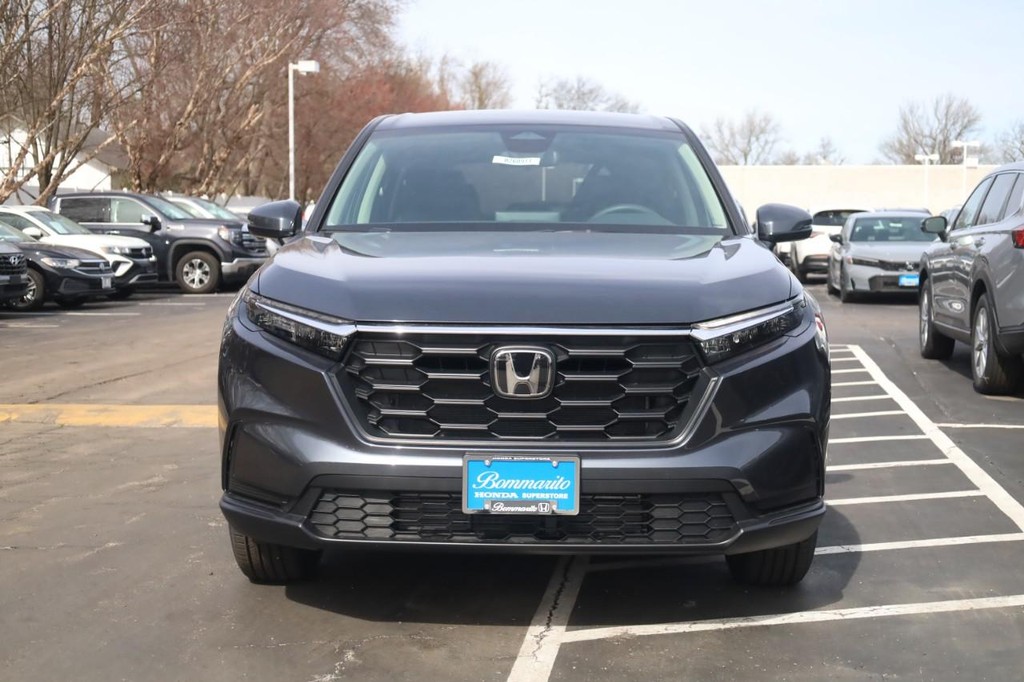 Honda CR-V Vehicle Full-screen Gallery Image 3