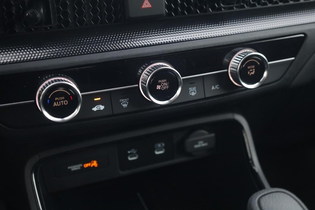 Honda CR-V Vehicle Full-screen Gallery Image 14