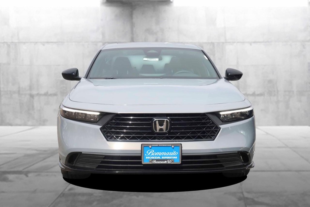 Honda Accord Hybrid Vehicle Image 04