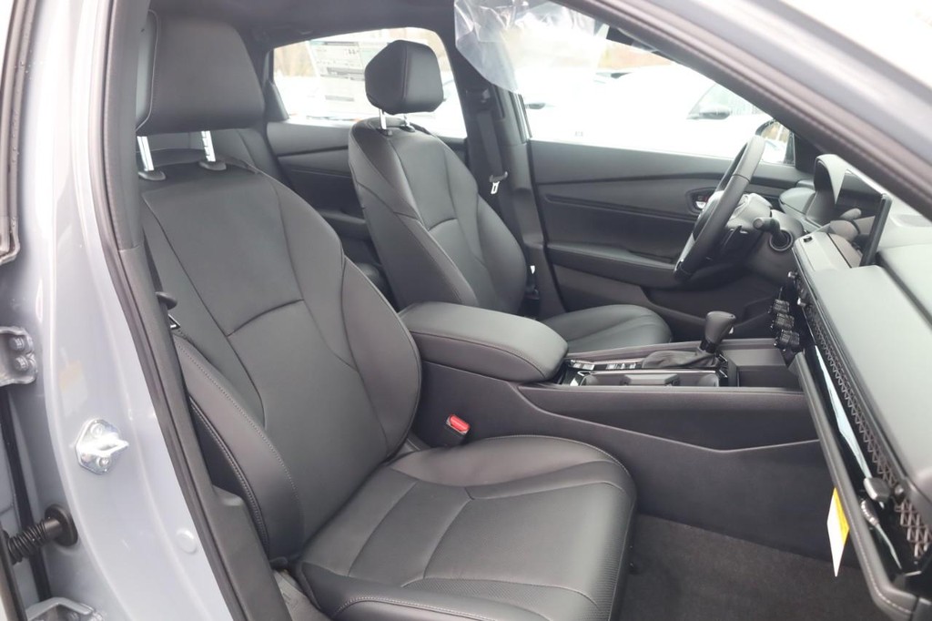 Honda Accord Hybrid Vehicle Image 20