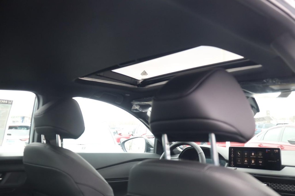 Honda Accord Hybrid Vehicle Image 22