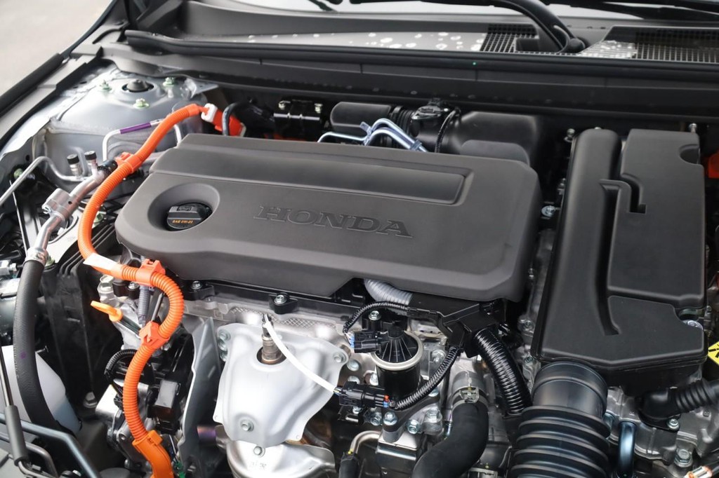 Honda Accord Hybrid Vehicle Image 24