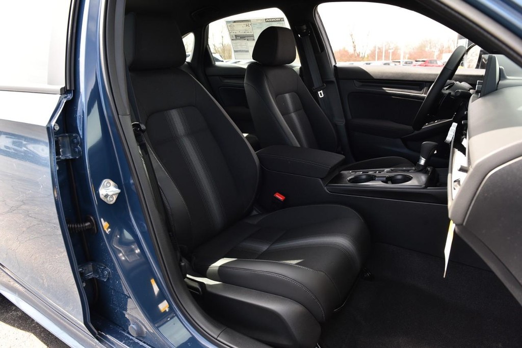 Honda Civic Sedan Vehicle Image 22