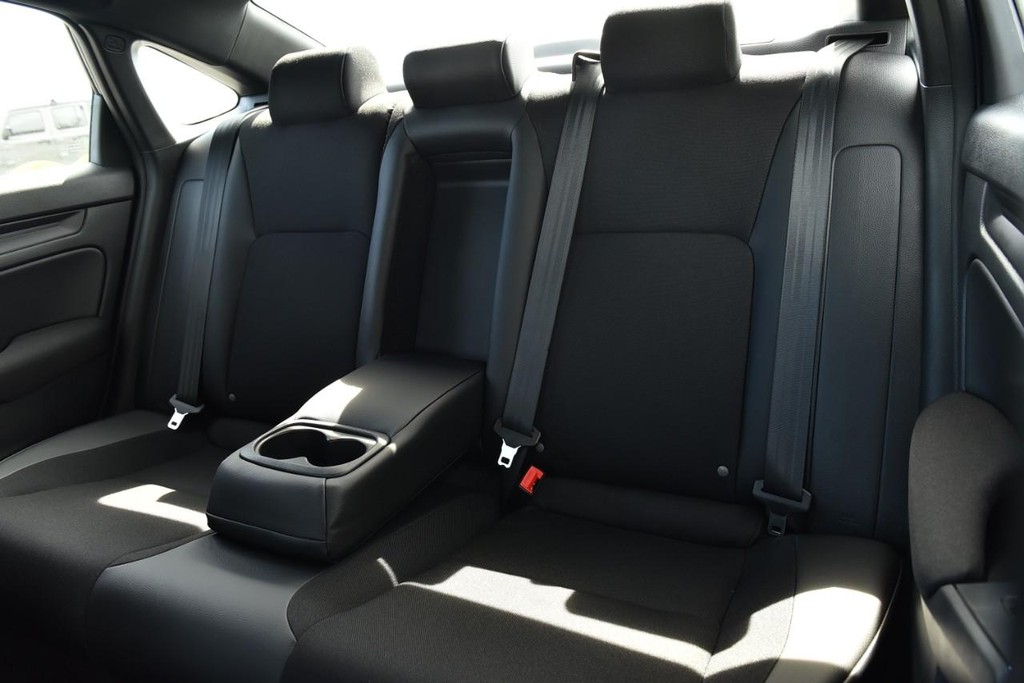 Honda Civic Sedan Vehicle Image 23