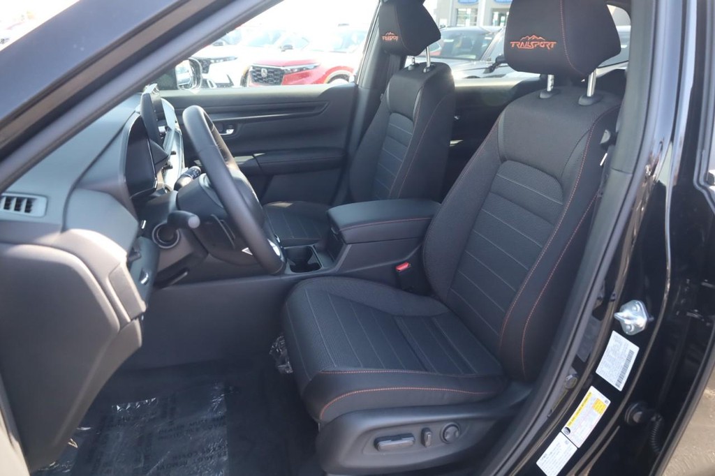 Honda CR-V Hybrid Vehicle Image 19