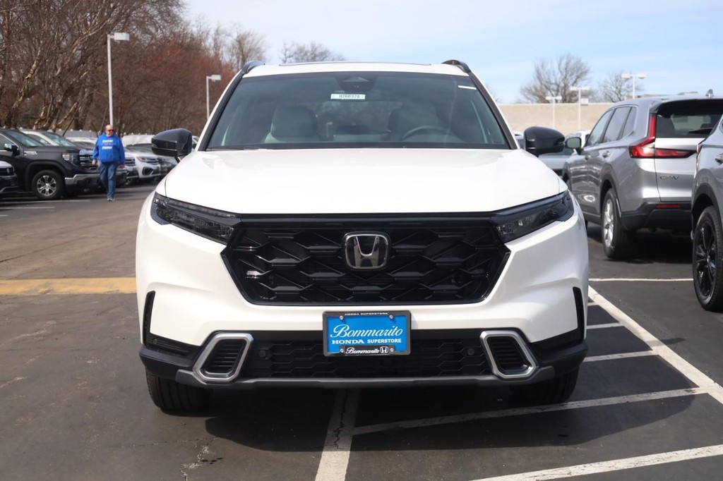 Honda CR-V Hybrid Vehicle Full-screen Gallery Image 3