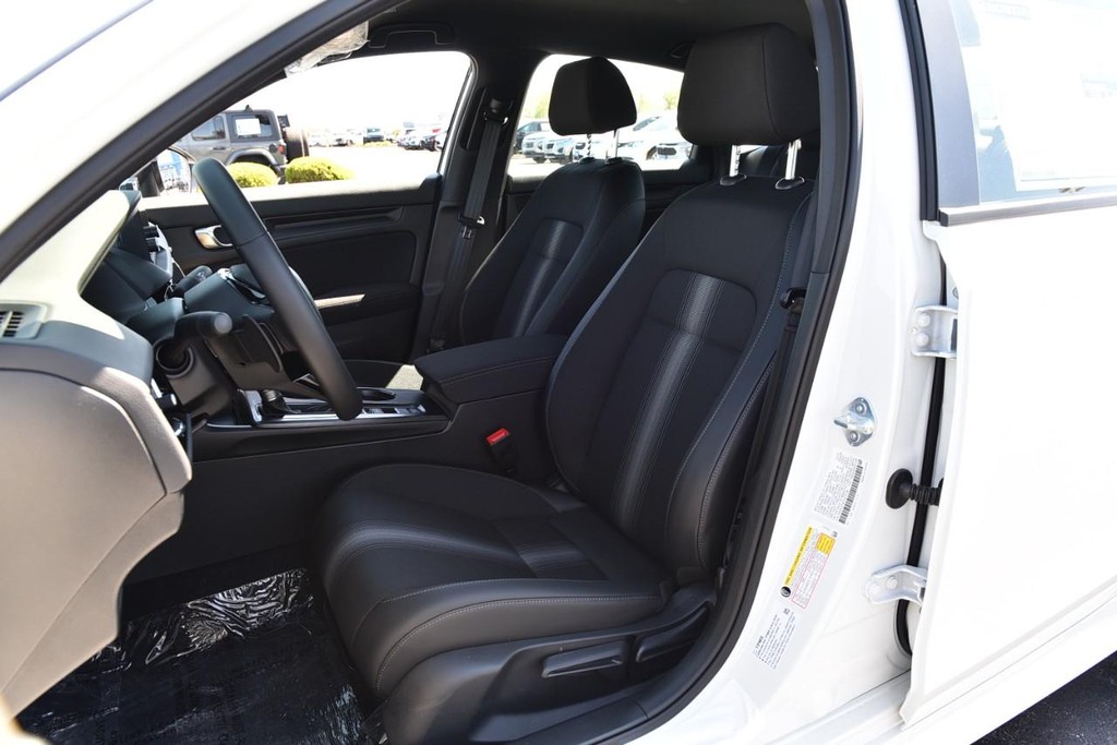 Honda Civic Sedan Vehicle Full-screen Gallery Image 21