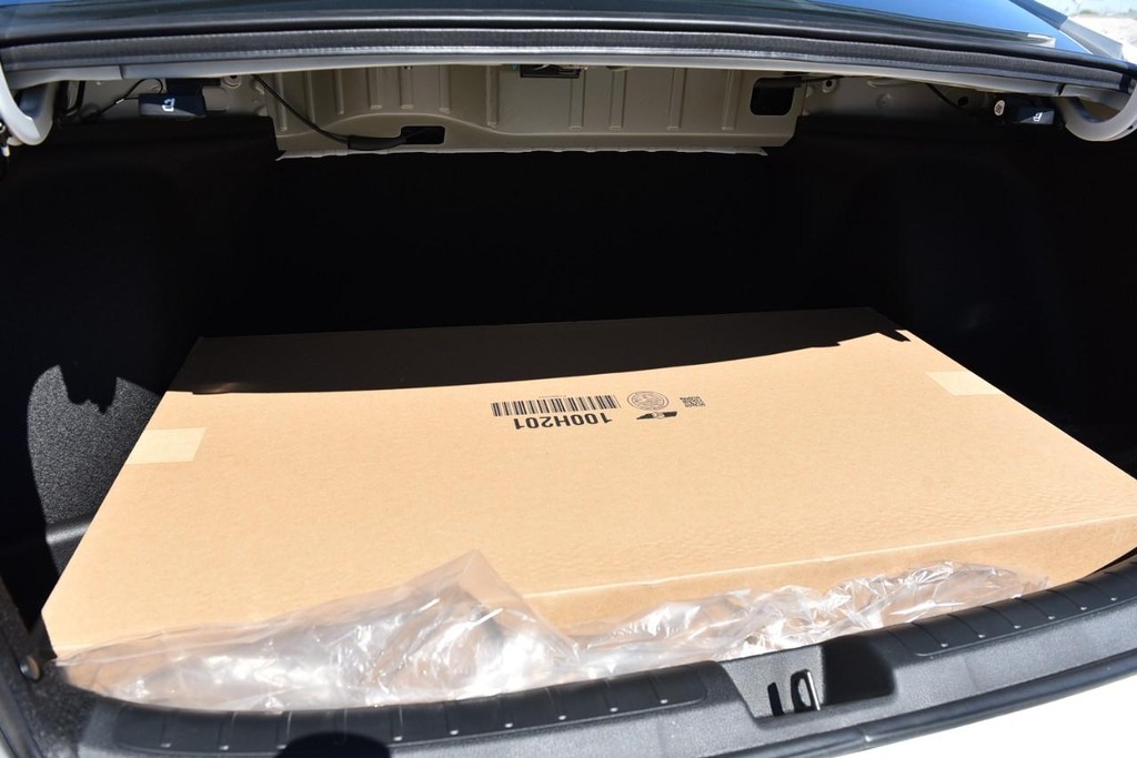 Honda Civic Sedan Vehicle Full-screen Gallery Image 24