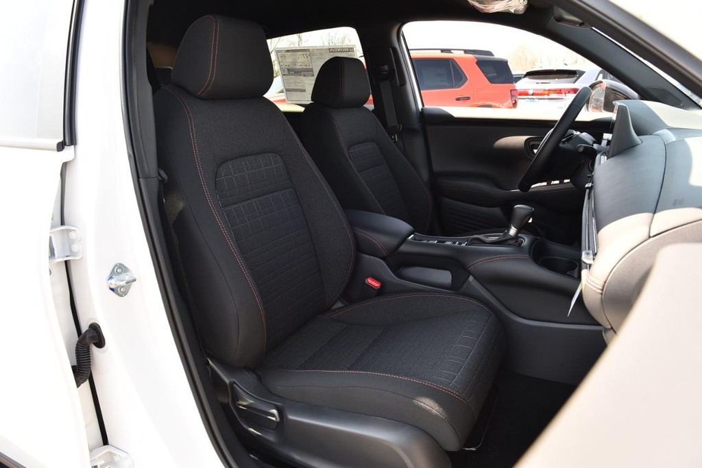 Honda HR-V Vehicle Image 23