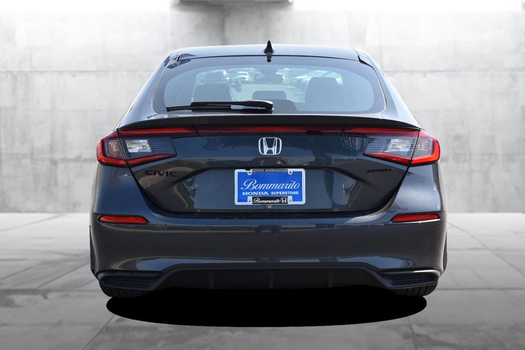 Honda Civic Hatchback Vehicle Image 06
