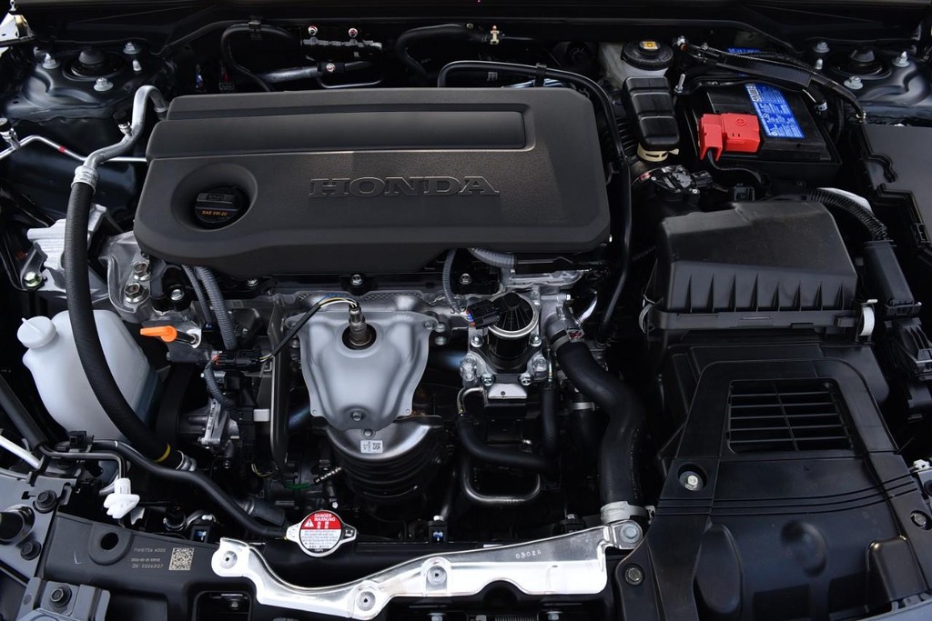 Honda Civic Hatchback Vehicle Image 24