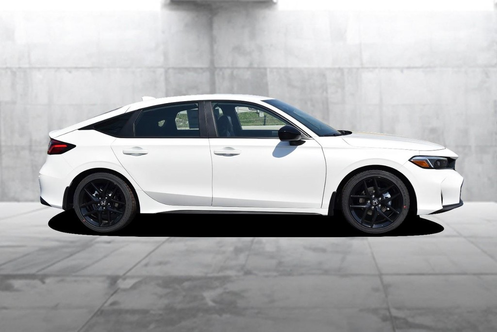 Honda Civic Hatchback Vehicle Image 05