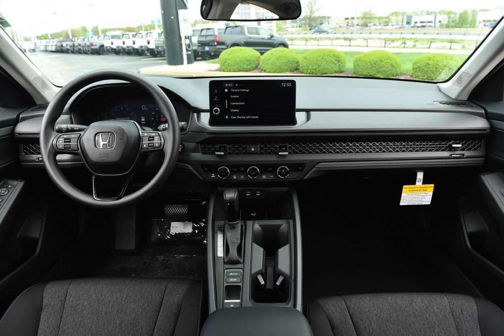 Honda Accord Sedan Vehicle Image 07
