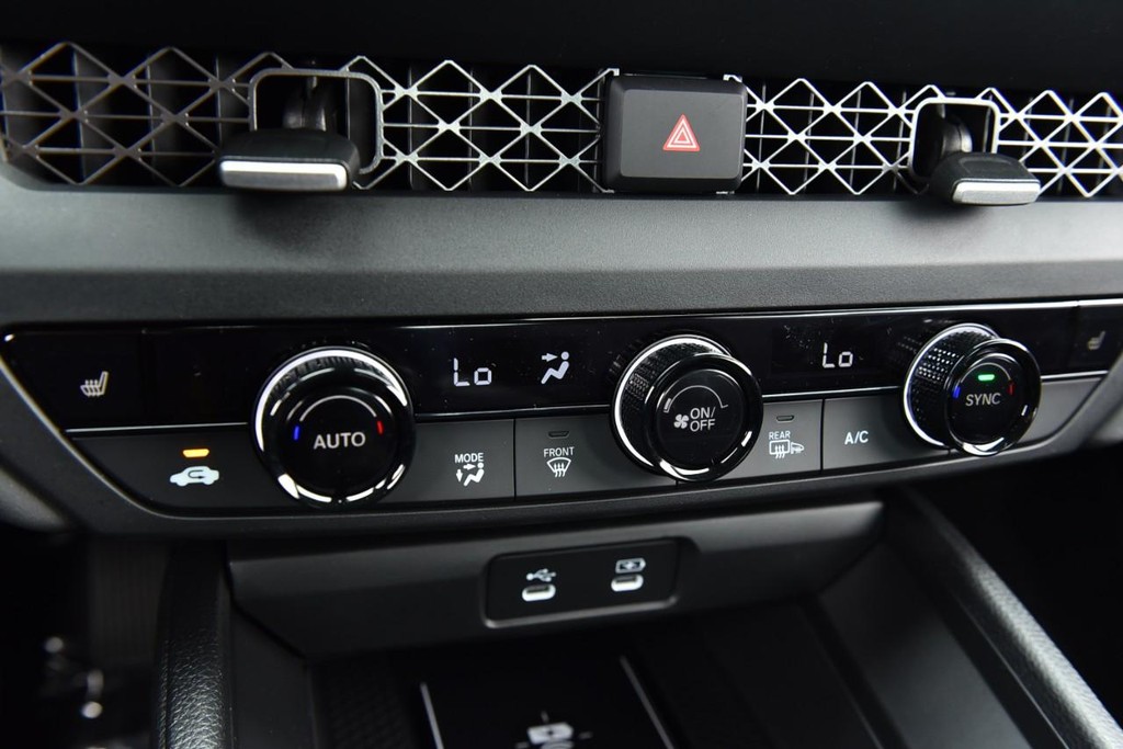 Honda Accord Sedan Vehicle Image 14