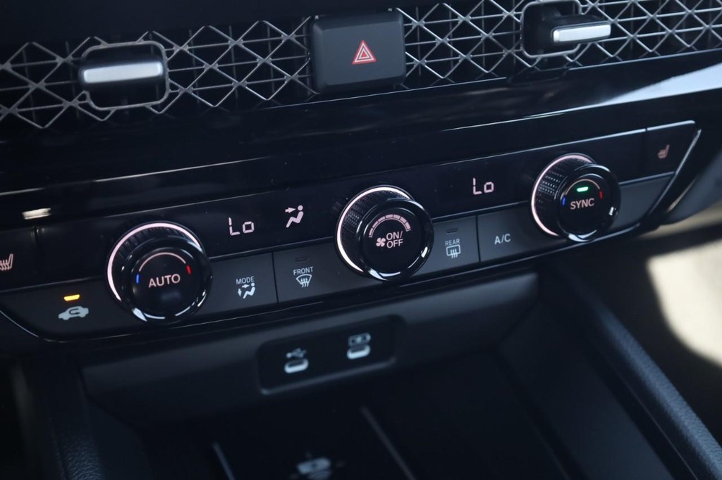 Honda Accord Hybrid Vehicle Image 16