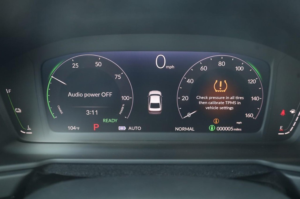 Honda Accord Hybrid Vehicle Image 12