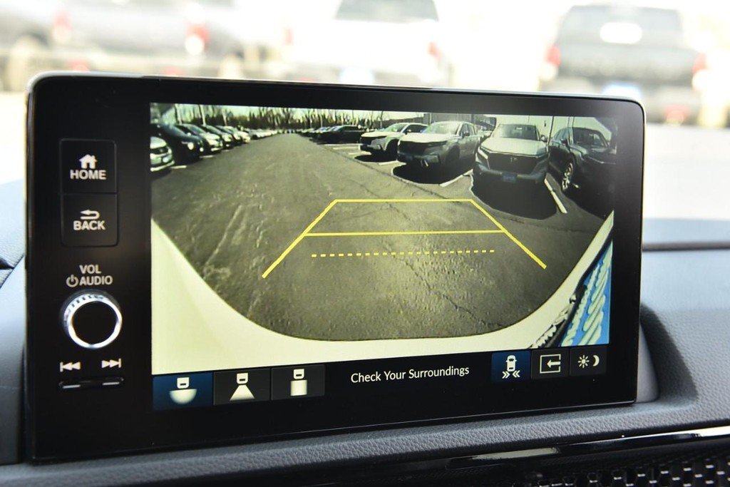 Honda CR-V Hybrid Vehicle Full-screen Gallery Image 13