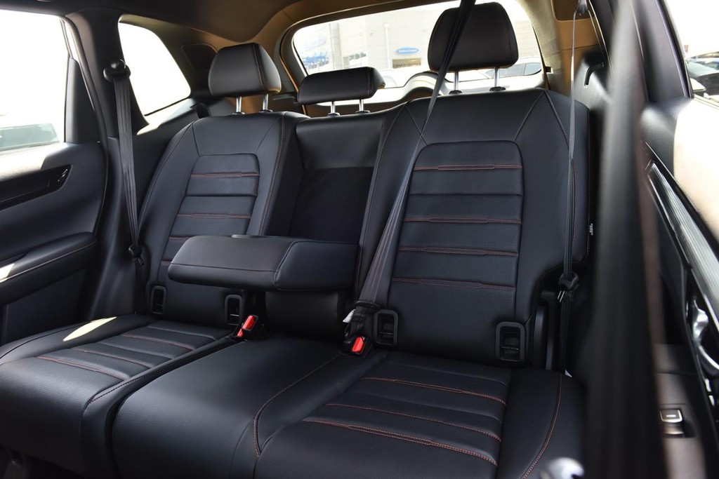 Honda CR-V Hybrid Vehicle Full-screen Gallery Image 25
