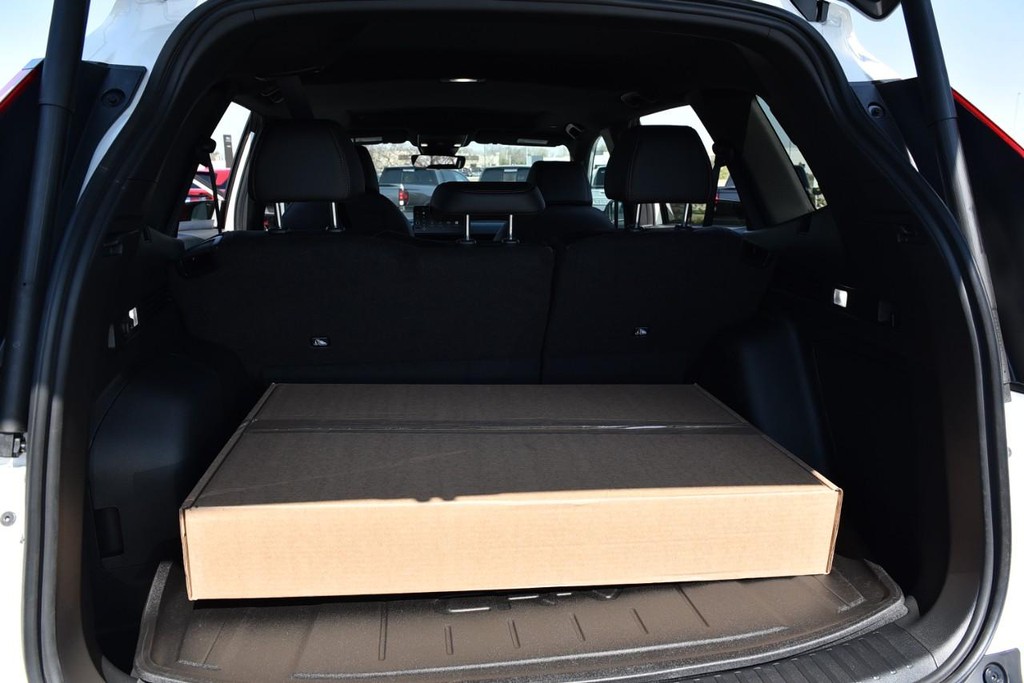 Honda CR-V Hybrid Vehicle Full-screen Gallery Image 28