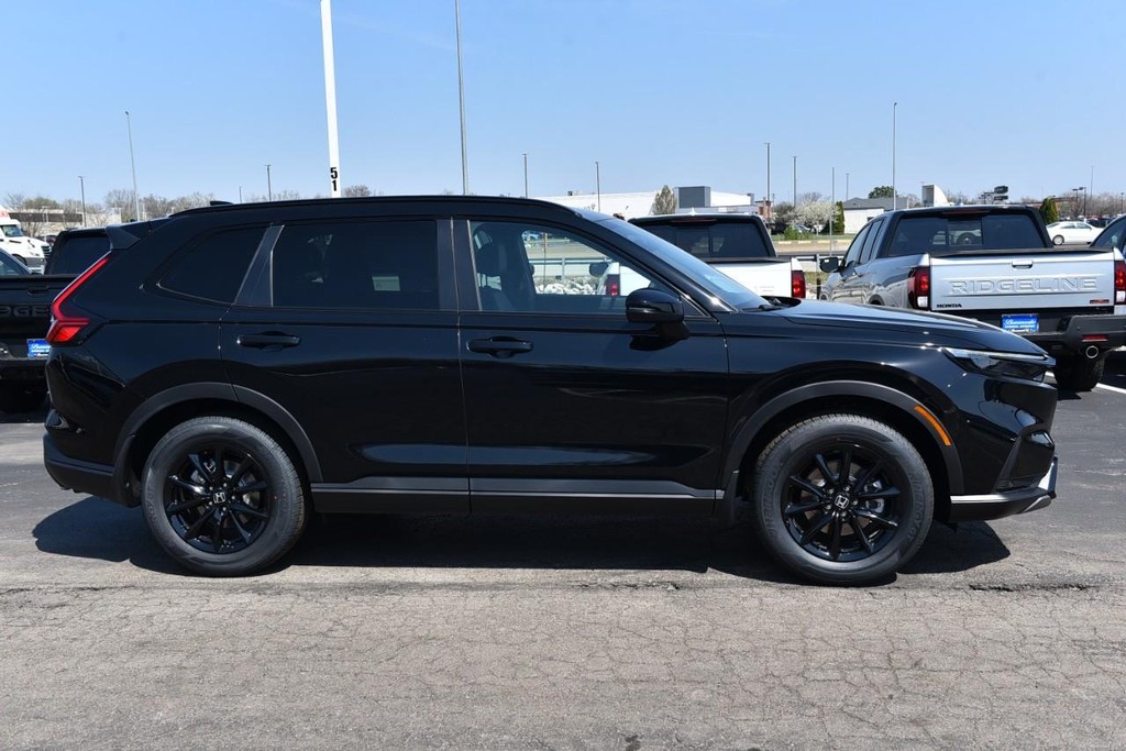 Honda CR-V Hybrid Vehicle Full-screen Gallery Image 5