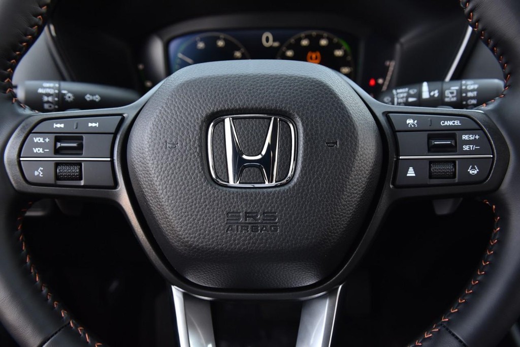 Honda CR-V Hybrid Vehicle Full-screen Gallery Image 22