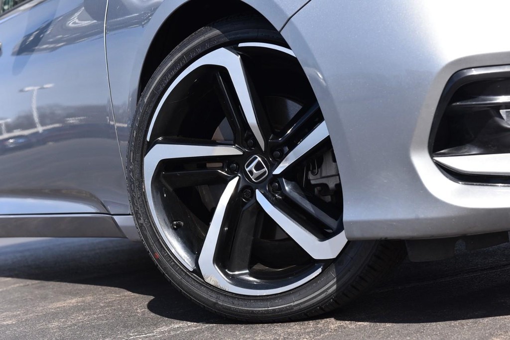 Honda Accord Sedan Vehicle Image 03