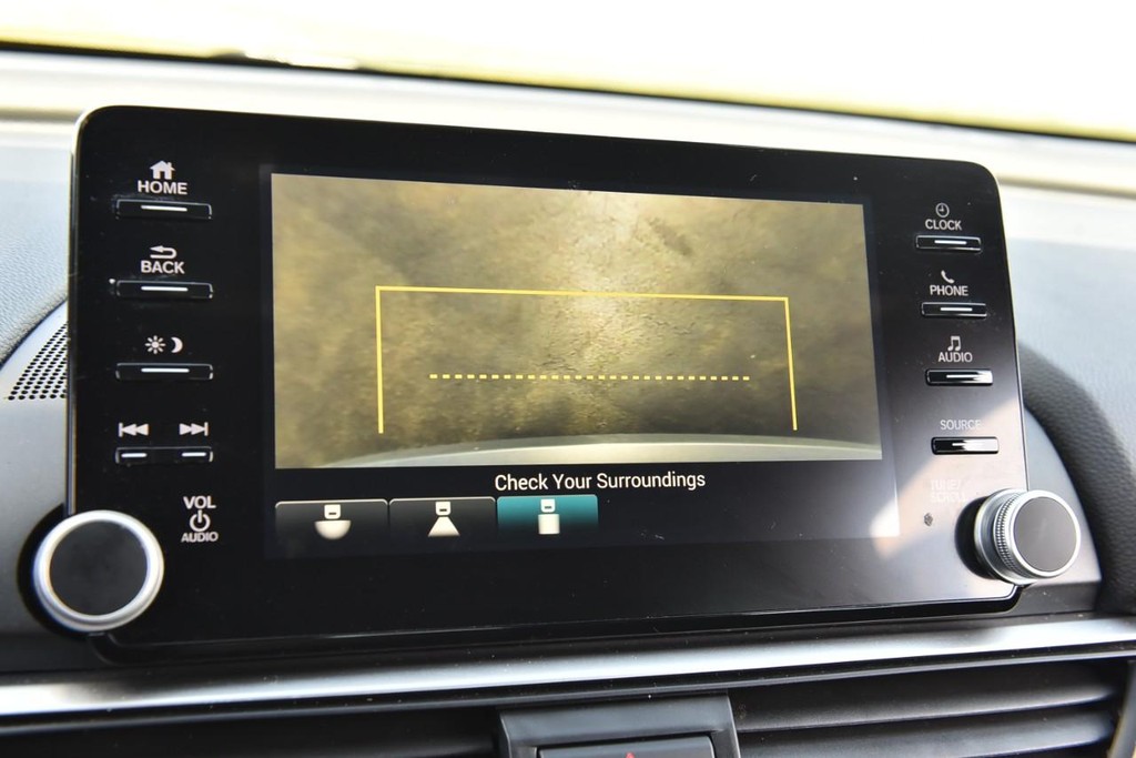 Honda Accord Sedan Vehicle Image 13