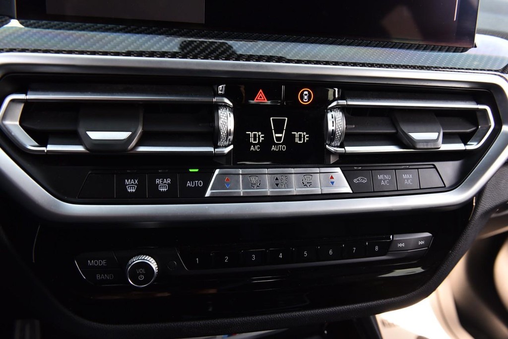 BMW X3 Vehicle Image 16