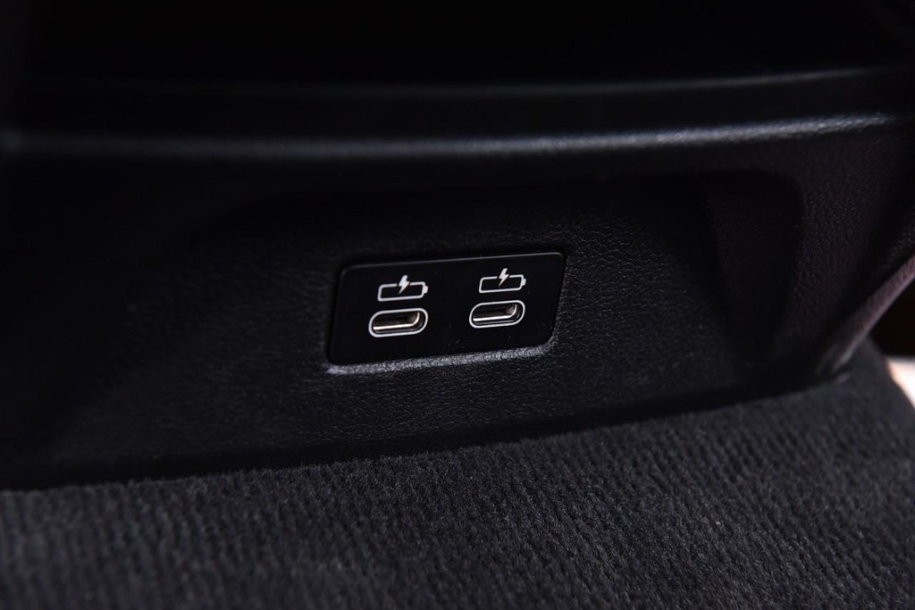 BMW X3 Vehicle Image 26