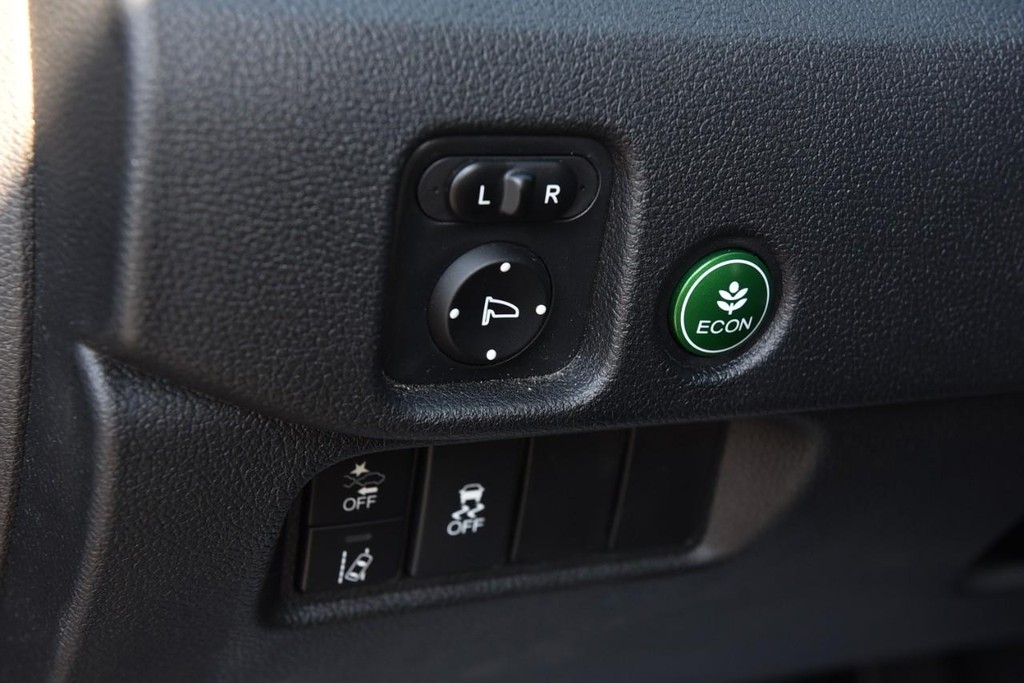 Honda Pilot Vehicle Image 12