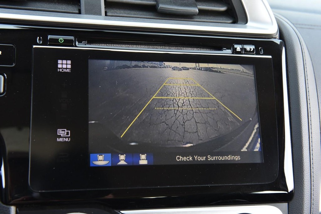 Honda Fit Vehicle Full-screen Gallery Image 11