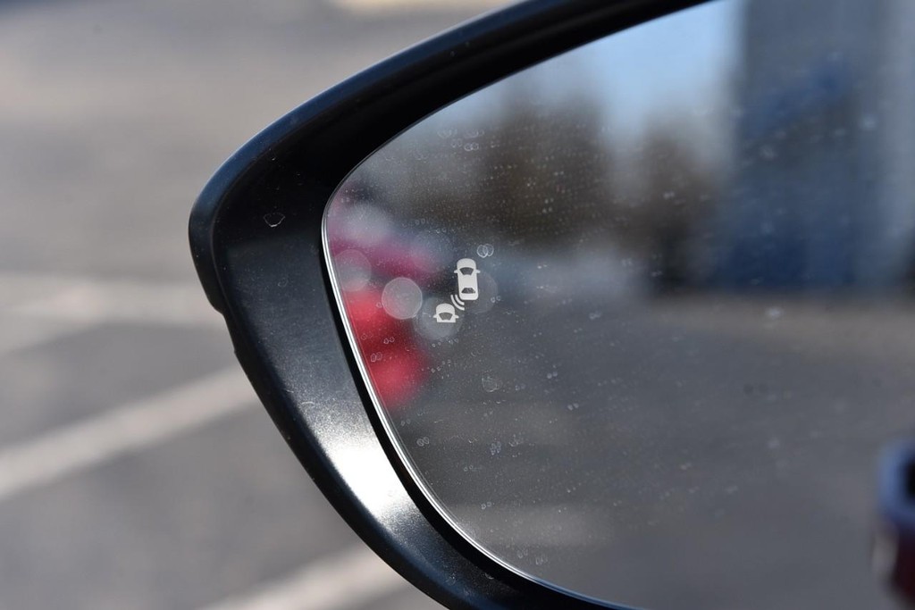 Honda Accord Hybrid Vehicle Image 10