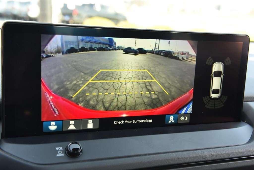 Honda Accord Hybrid Vehicle Image 12