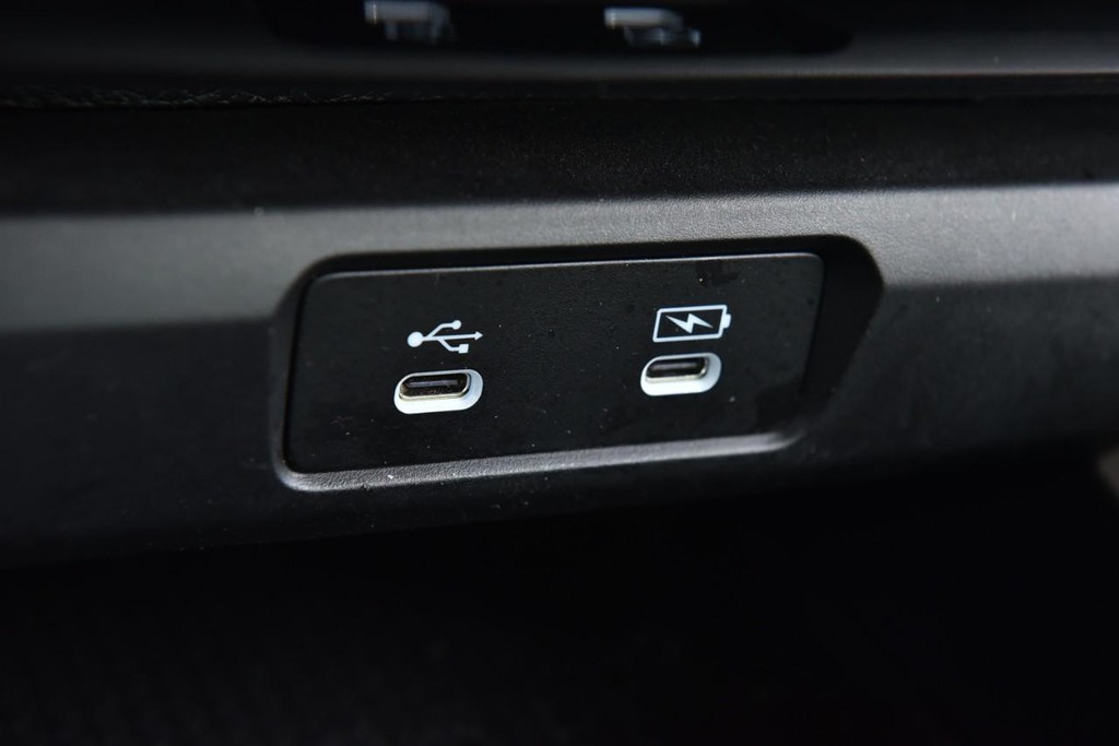 Honda Accord Hybrid Vehicle Image 16