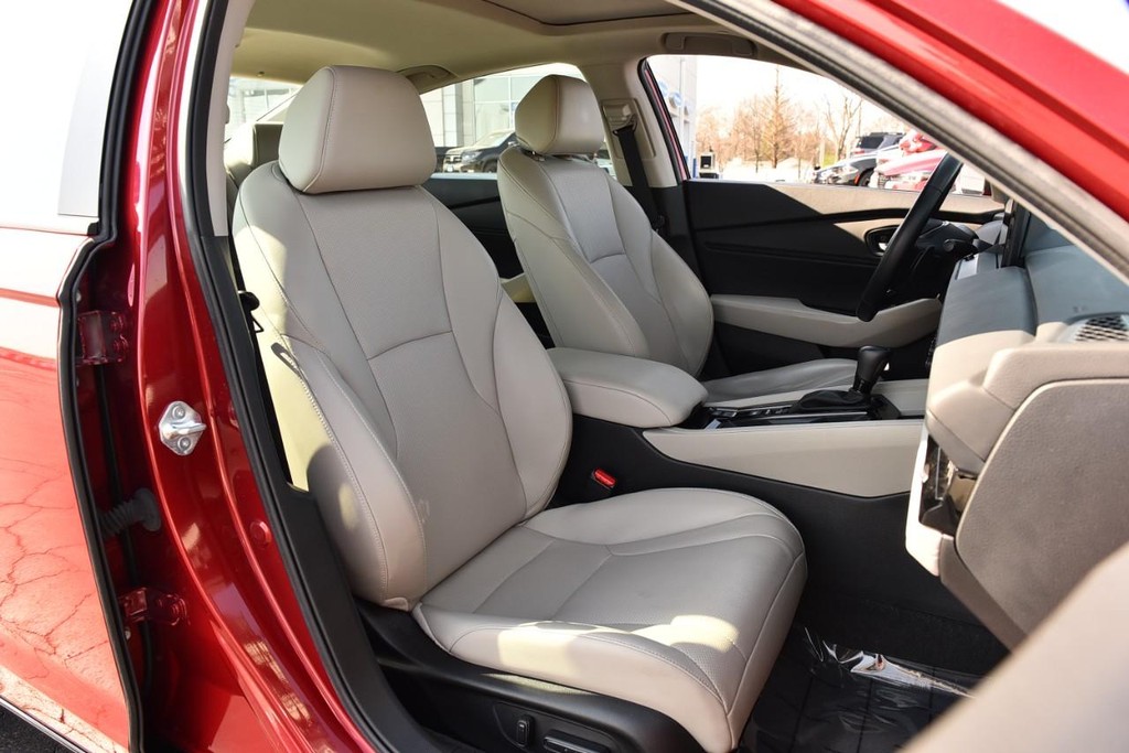 Honda Accord Hybrid Vehicle Image 21