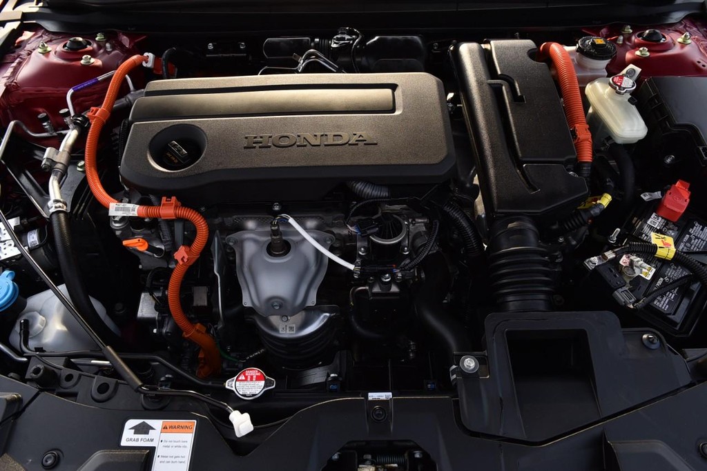 Honda Accord Hybrid Vehicle Image 26