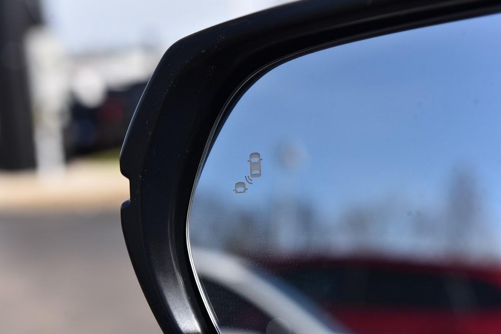 Honda CR-V Vehicle Image 10