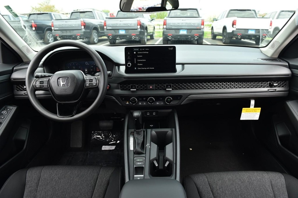 Honda Accord Sedan Vehicle Image 07