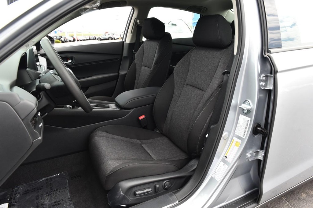 Honda Accord Sedan Vehicle Image 20