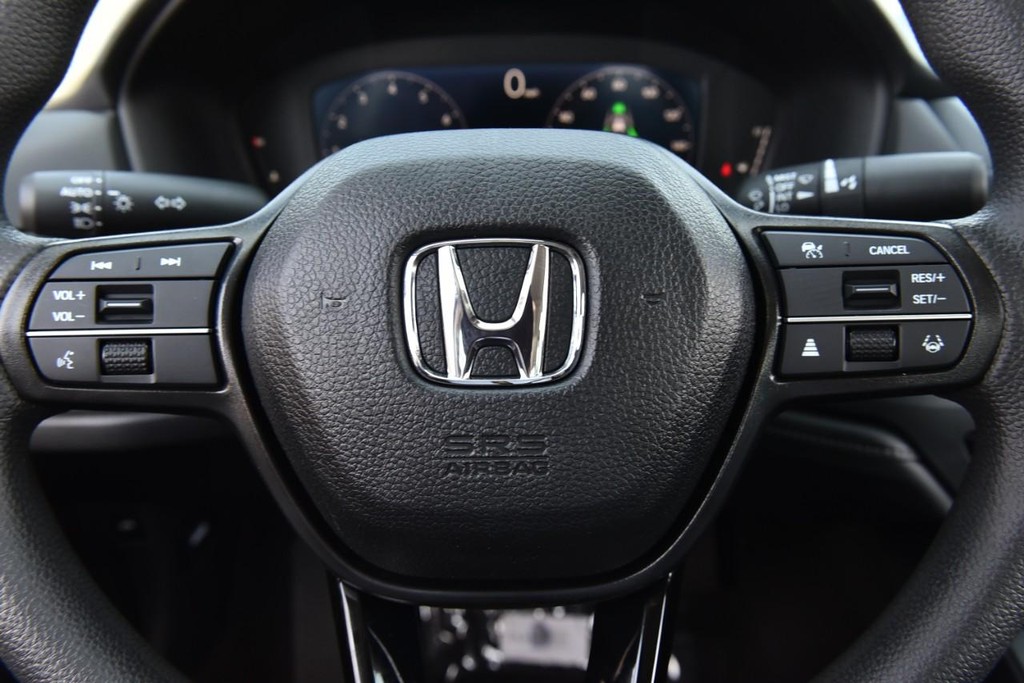 Honda Accord Sedan Vehicle Full-screen Gallery Image 19