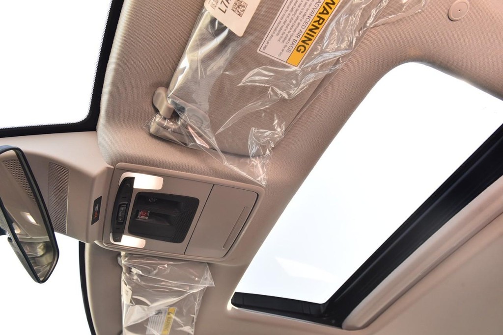 Honda Accord Sedan Vehicle Full-screen Gallery Image 22