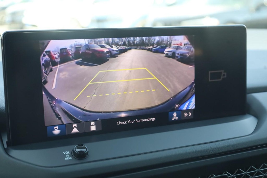 Honda Accord Hybrid Vehicle Image 13