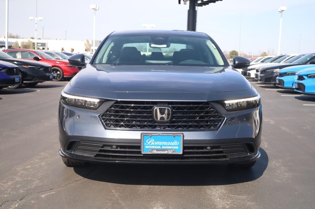 Honda Accord Hybrid Vehicle Image 03