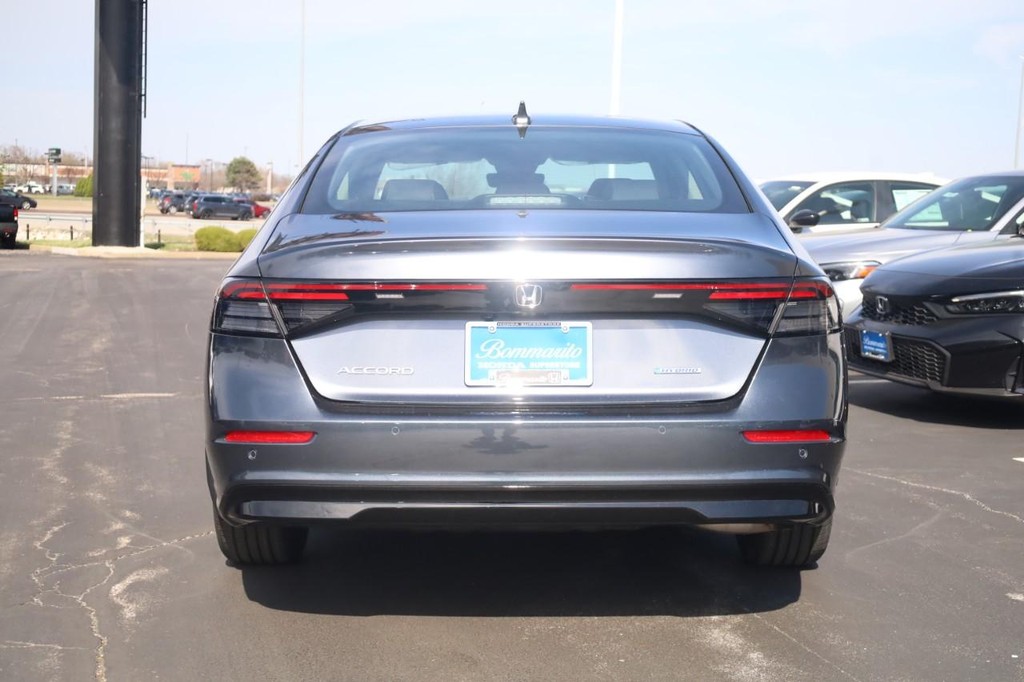 Honda Accord Hybrid Vehicle Image 05