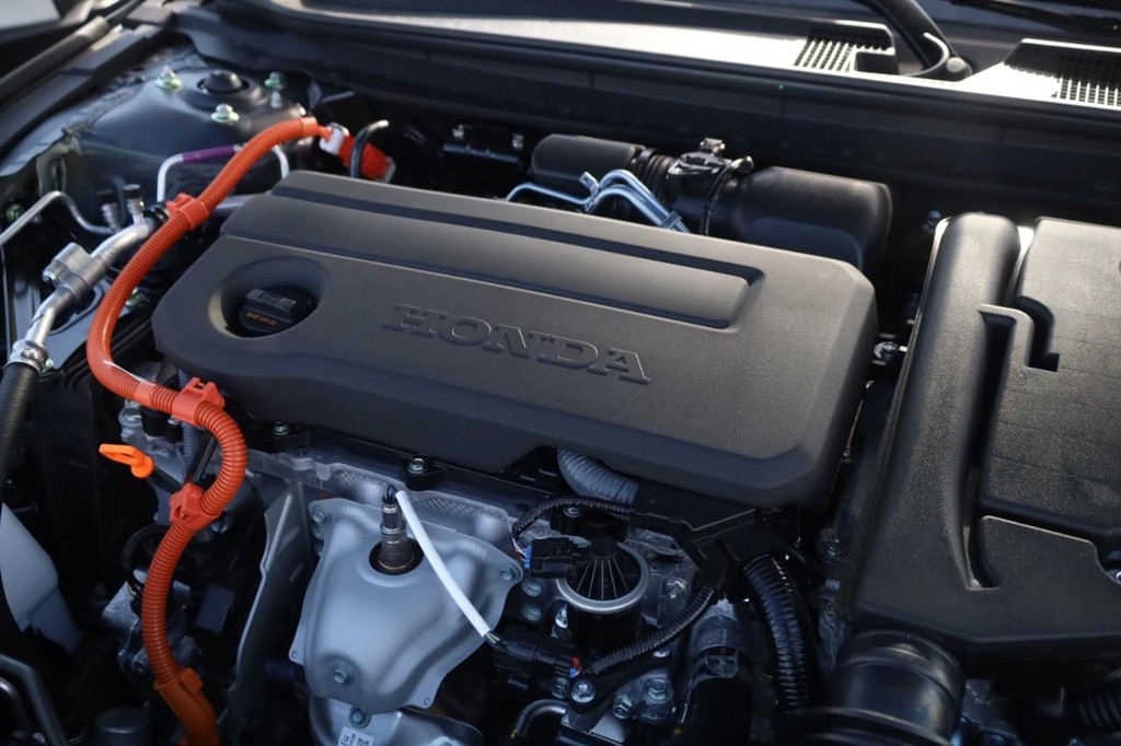 Honda Accord Hybrid Vehicle Image 24