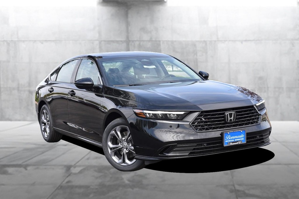 Honda Accord Hybrid Vehicle Image 02