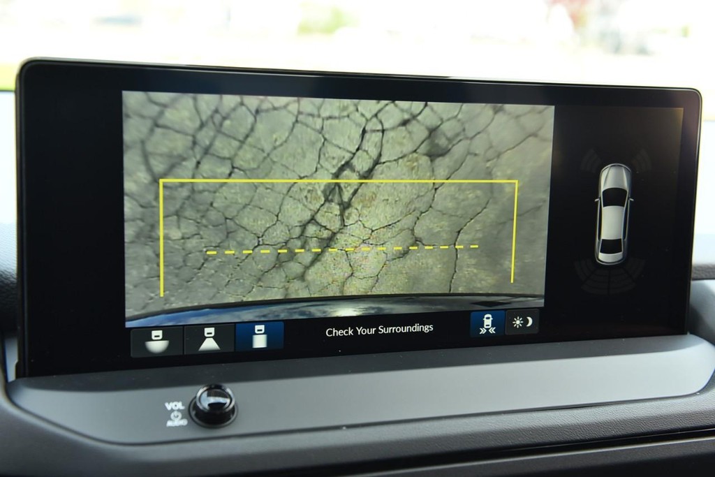Honda Accord Hybrid Vehicle Image 13